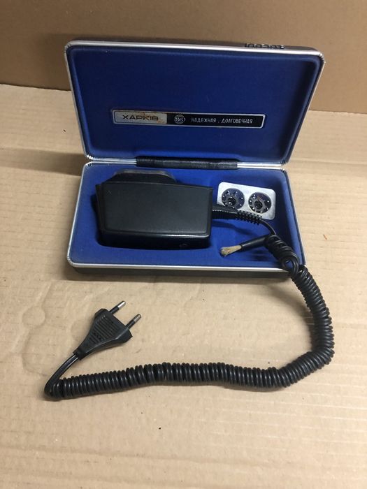 Radziecka maszynka do golenia golarka Charków PRL CCCP