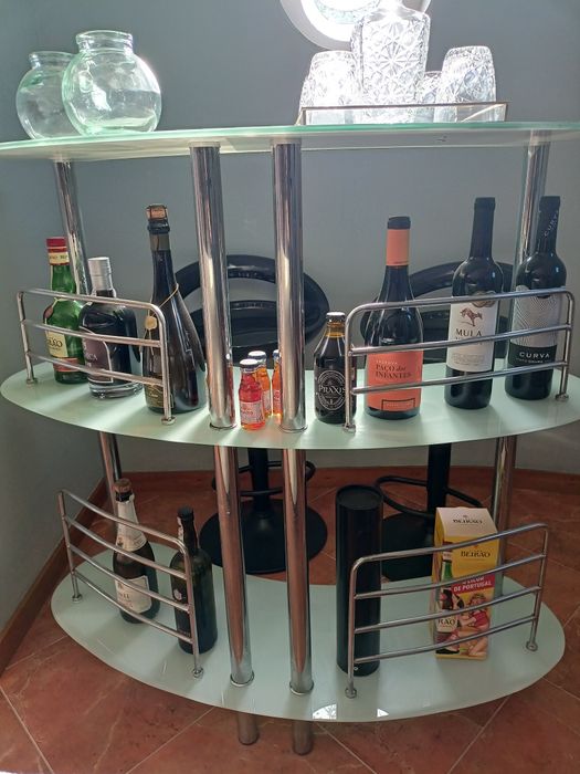 Mini bar em vidro