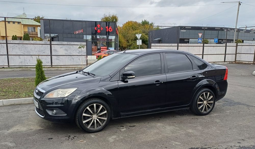 Форд Фокус 1.6 газ/бенз