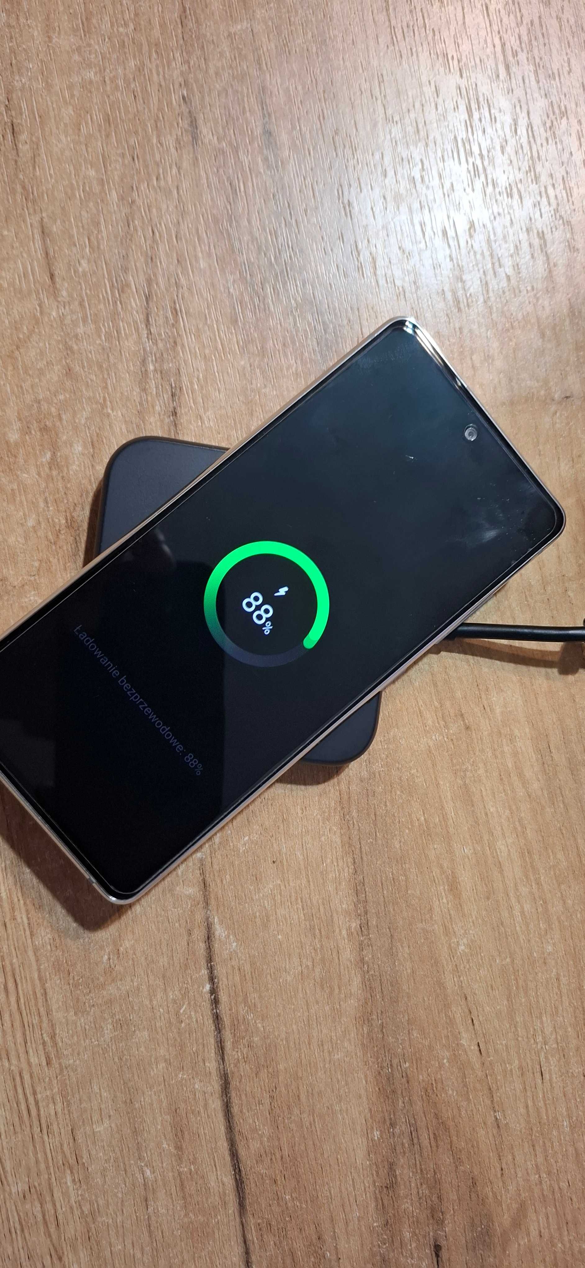 ładowarka indukcyjna Samsung EP-P1300 nowa
