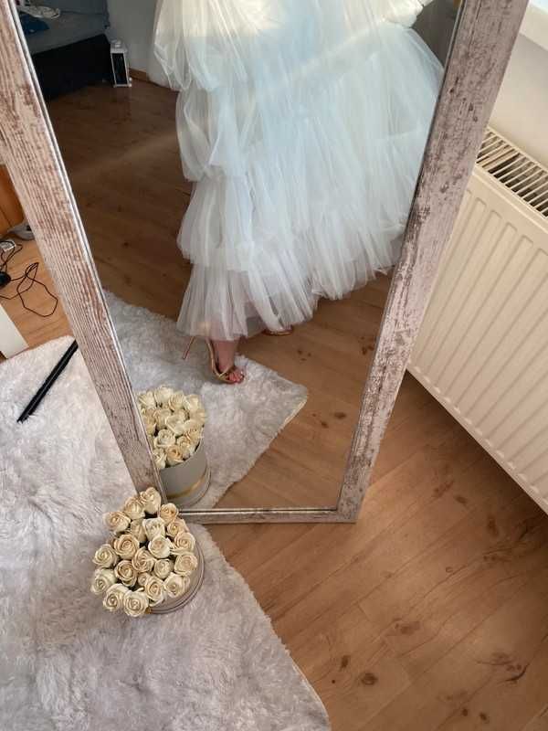 Suknia ślubna biała falbanki beza księżniczka 40 L Coast