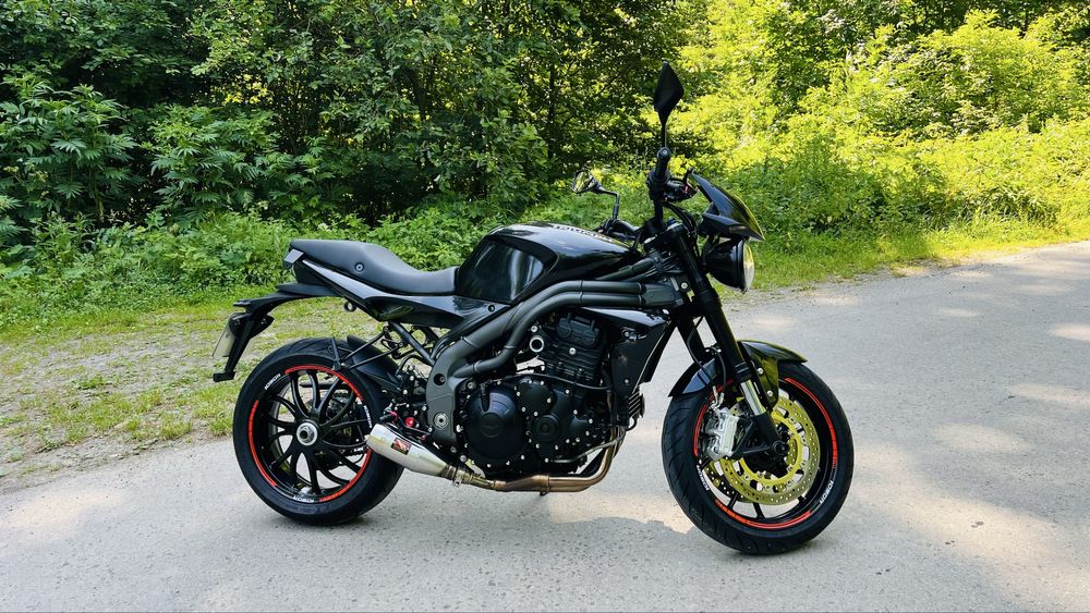 Triumph Speed Triple 1050