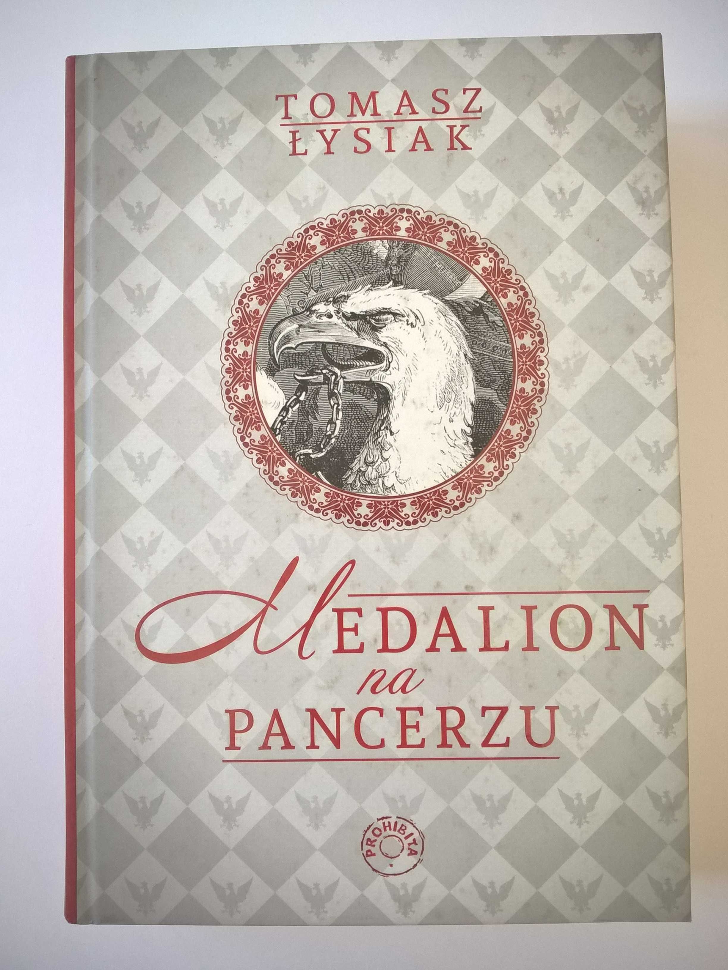 książka "Medalion na pancerzu" Tomasz Łysiak