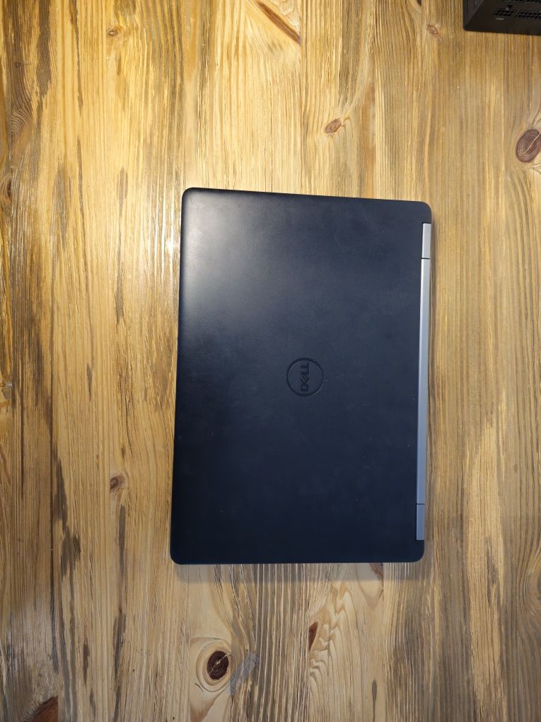 Komputer Dell latitude E5470