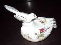 Popielniczka  z ptaszkiem z porcelany z Chodzieży
