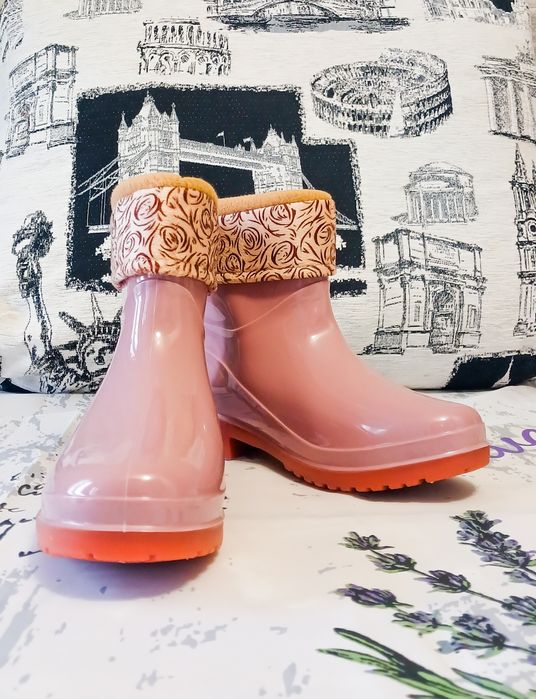 Жіночі гумові чоботи