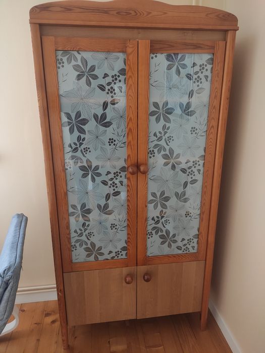 Meble, witryna i komoda