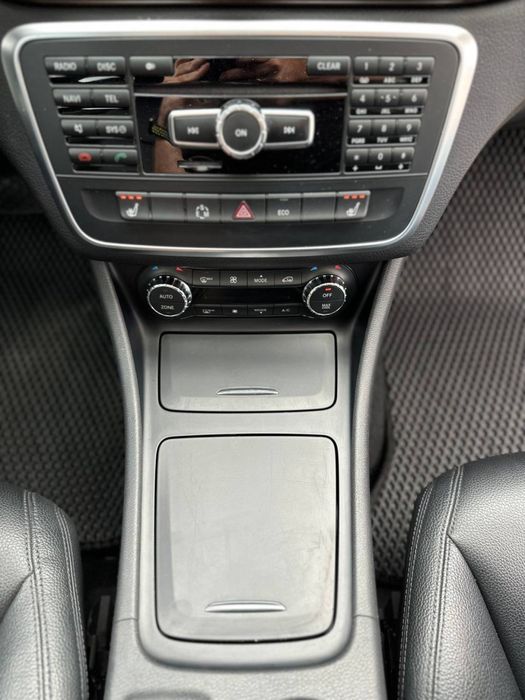 Mercedes Benz CLA