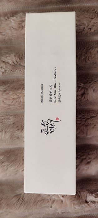 Сонцезахисний крем для обличчя з SPF50