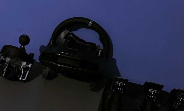 Kierownica Logitech G920, Pedały, Shifter