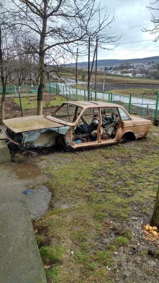 кузов,дверки ,капот,генератор до  Volvo  240,244