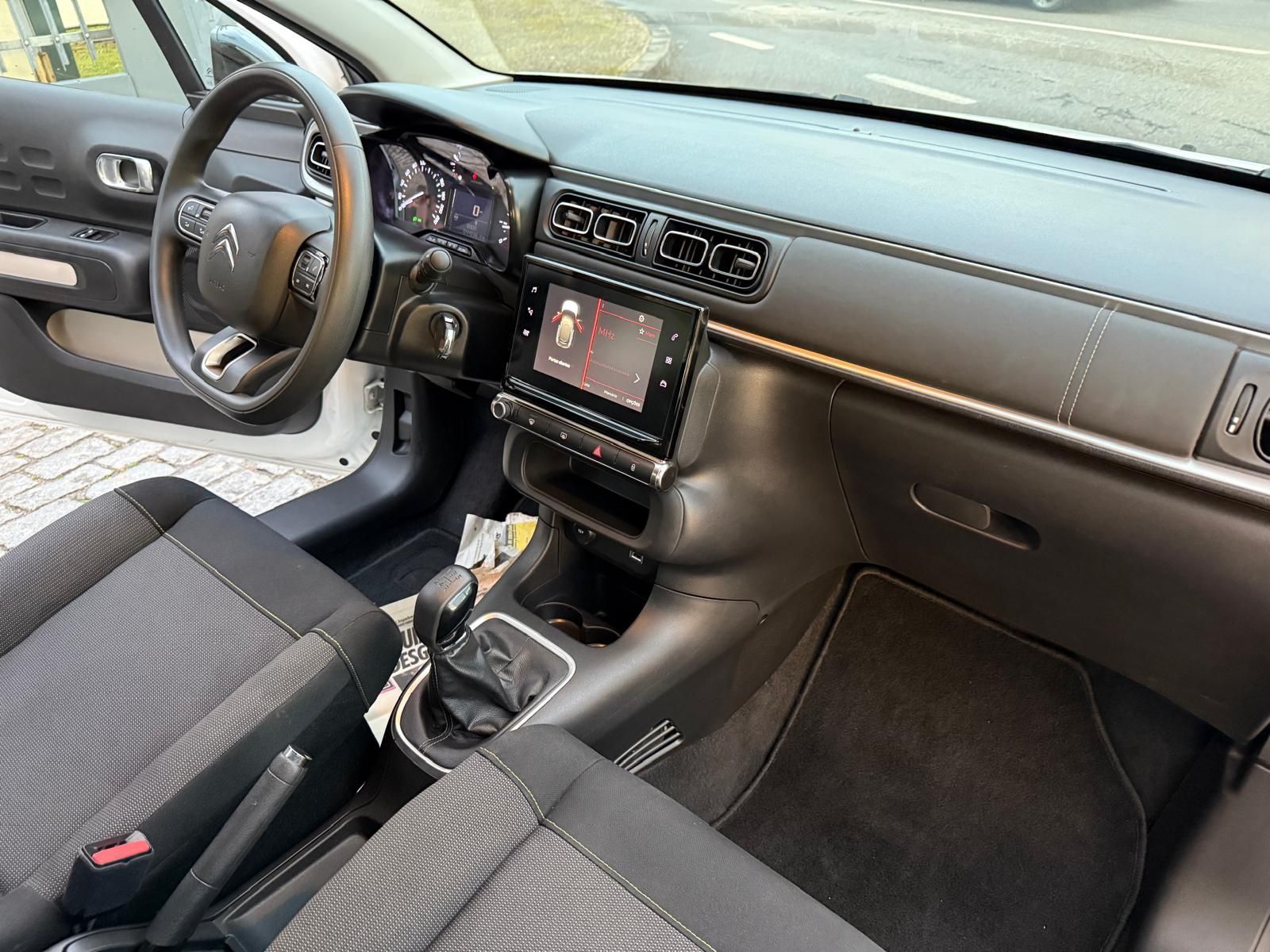 Citroen c3 1.2 pure tech c-series
