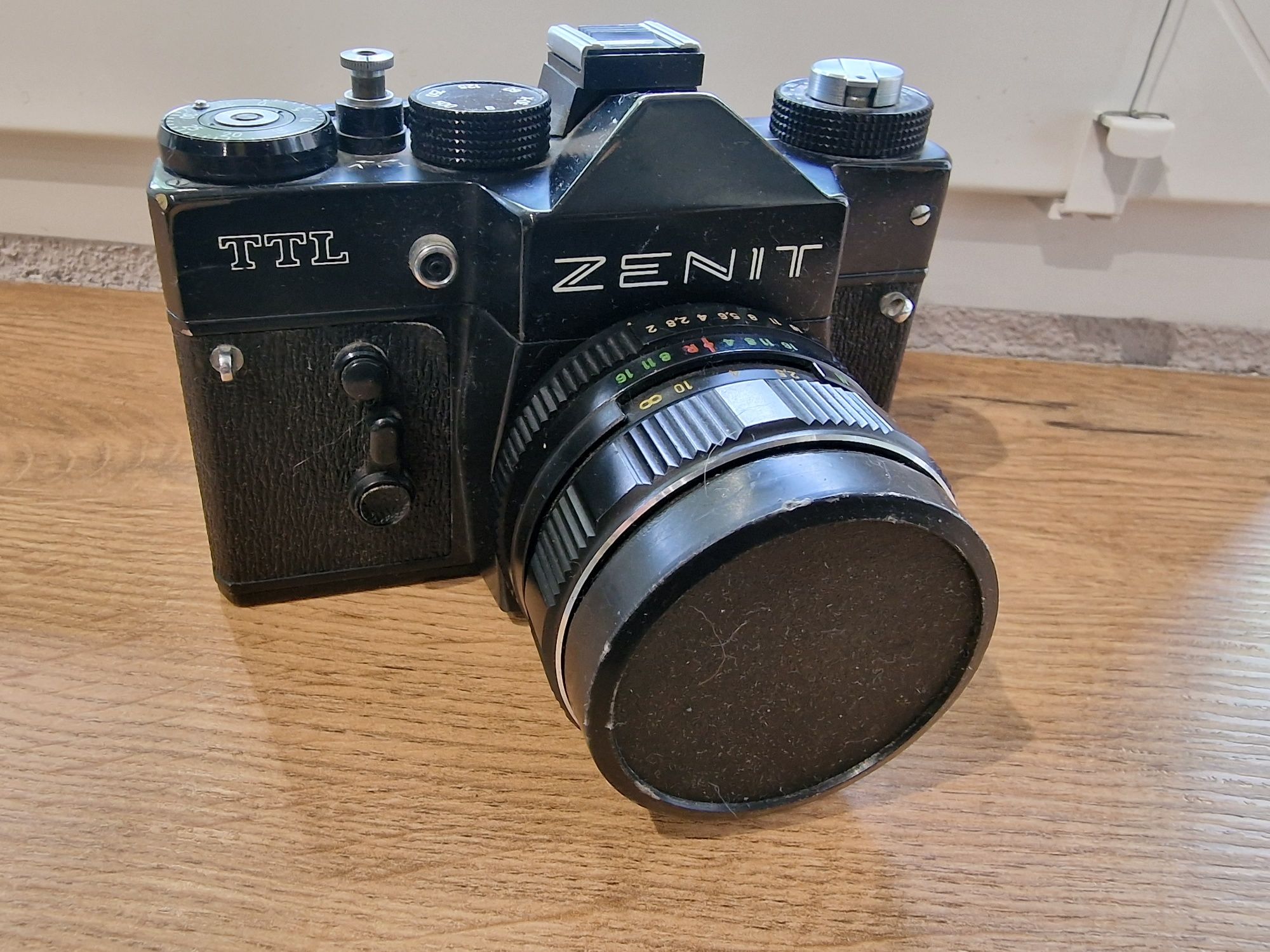 Zenit TTL aparat