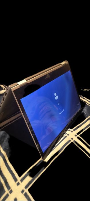 Różne laptopy Dell Lenovo Hp Toshiba