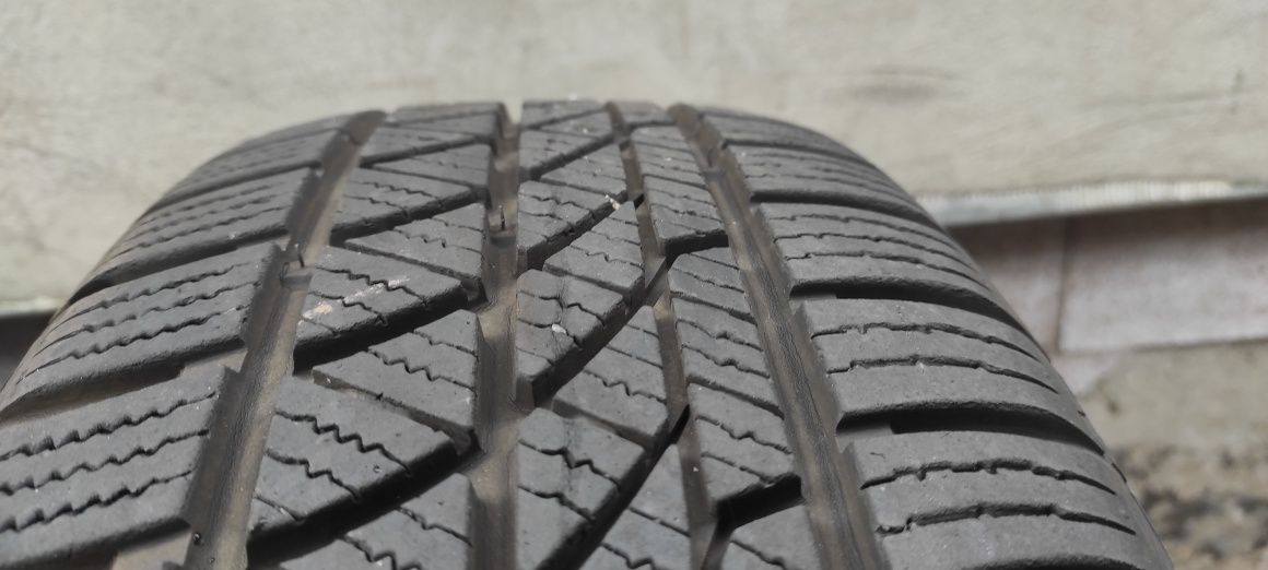 Całoroczne 205/60/16 Hankook 2szt