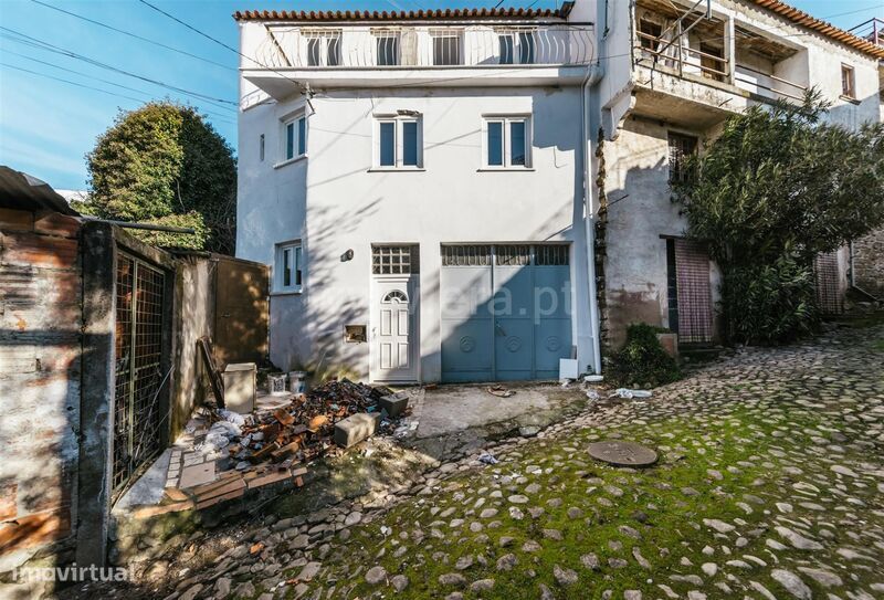 Moradia T4 / Covilhã, Paul