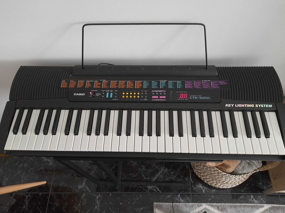 Teclado casio ctk 520 L key lighting system