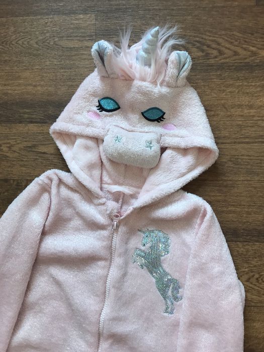 Кігурумі, піжама з єдинорогом