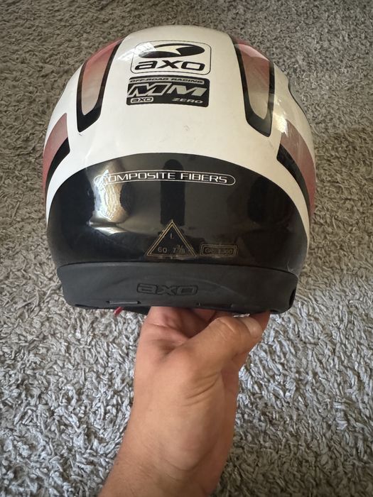 Шолом AXO розмір L Новий ще є окаляри