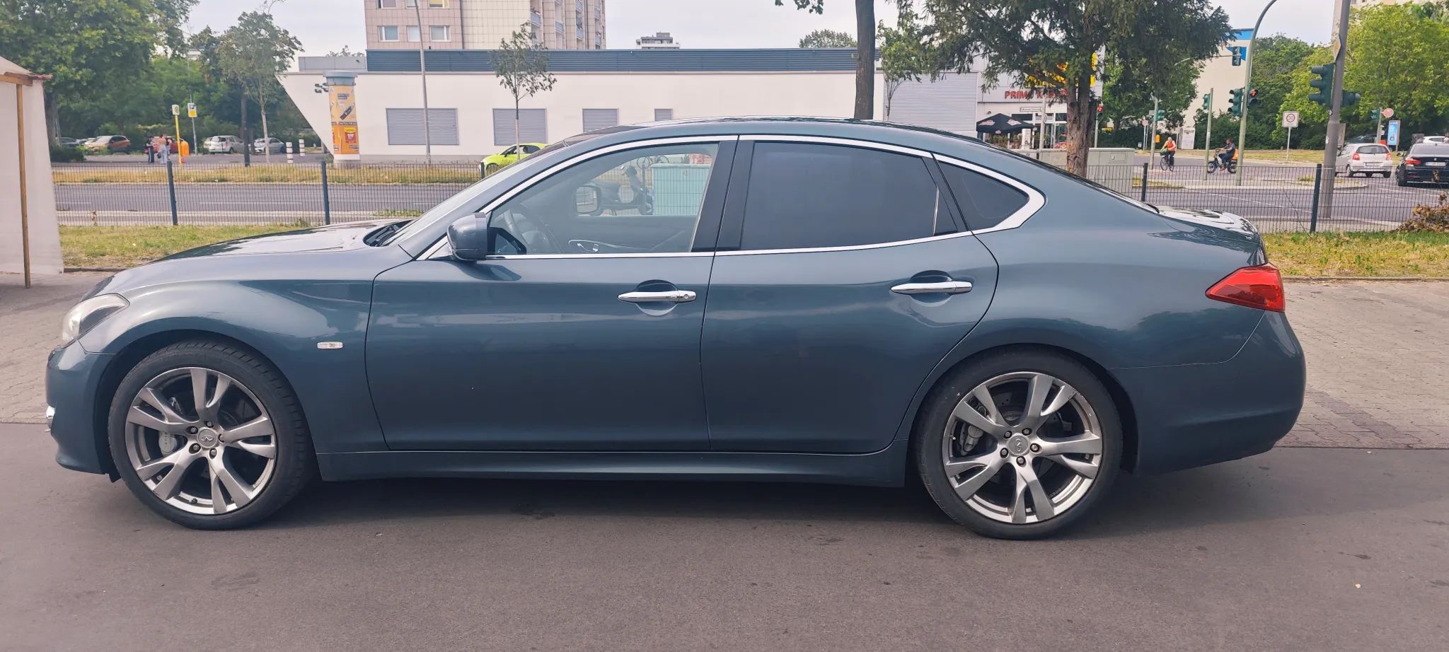 Infiniti M Infiniti m37s LPG wersja europejska.