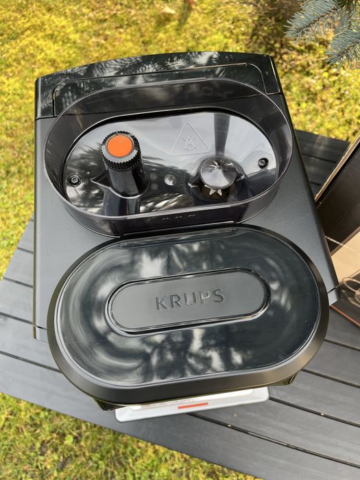 Кавомашина Krups EA910  із Німеччини гарантія