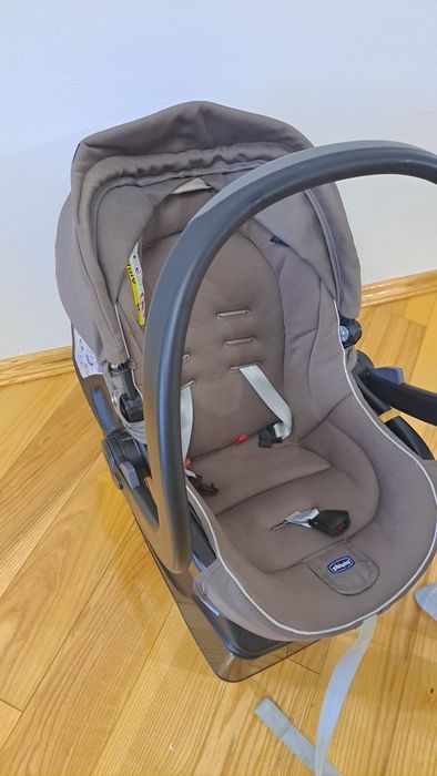 Продам автокрісло-люльку від 0-13кг