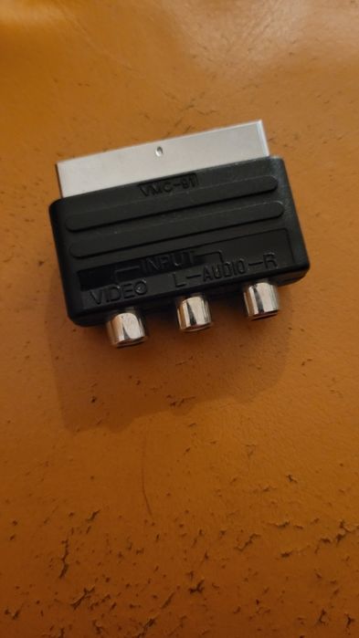 PrzejściówkaAV scart Euro 3×RCA