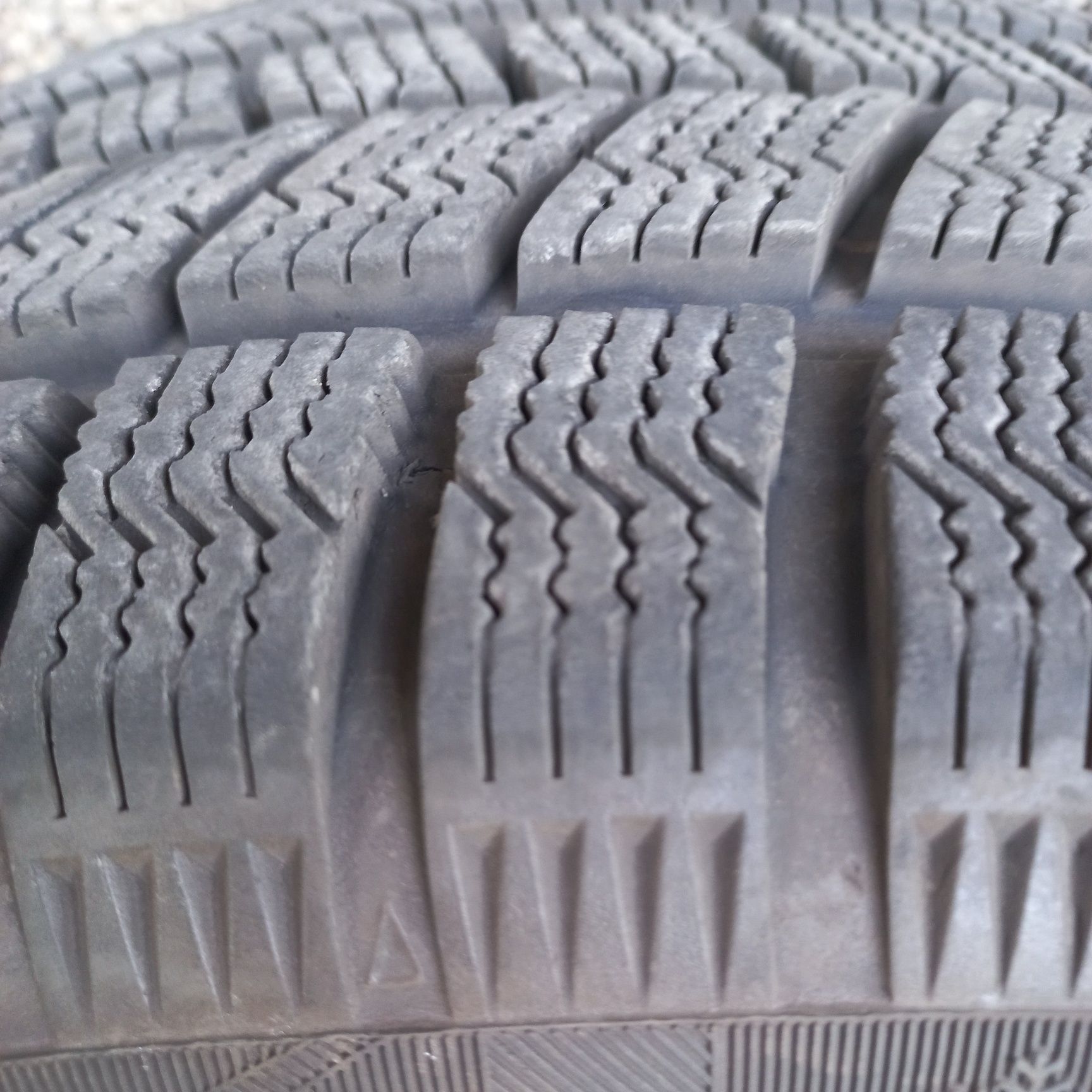 Резина 205/55 R 16