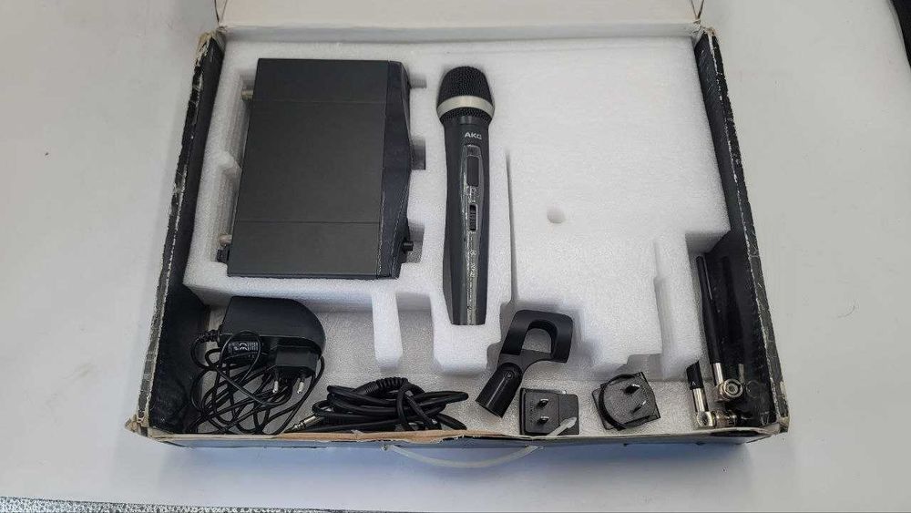 Микрофонная система AKG SR420