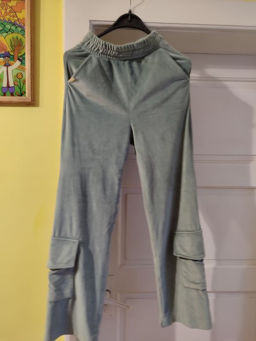 Штани велюрові на дівчинку 152