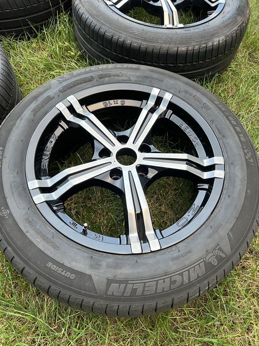 Opony Michelin z felgami 18”