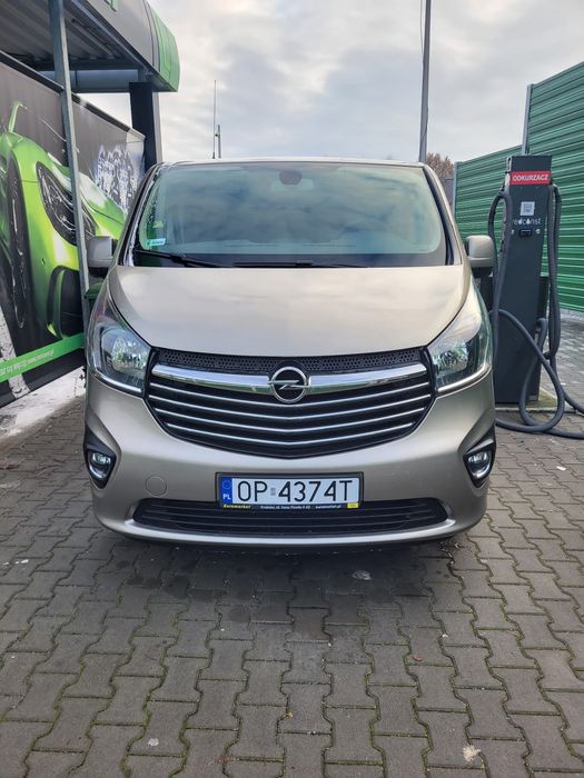 (Wolne terminy wakacje) Wynajem busów 9 osobowych