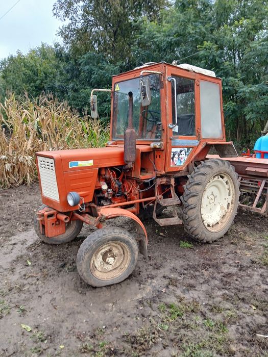 Продам трактор Т~25