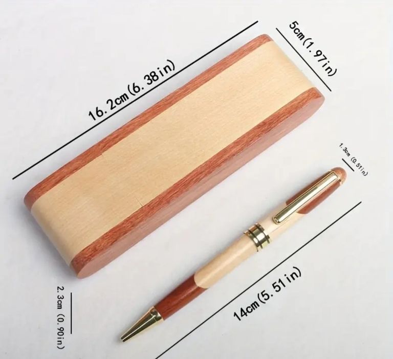 Ручка в дерв'яні коробці з бамбука подарок на Миколая