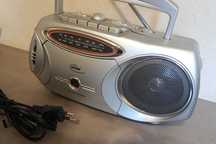 Magnetofon radiowy *ELTA*-6064N - jak nowy