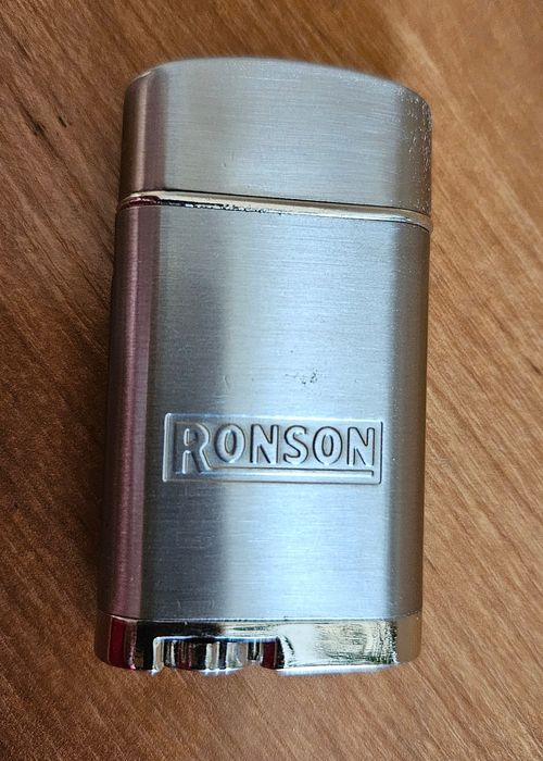 Zapalniczka plomieniowa Ronson
