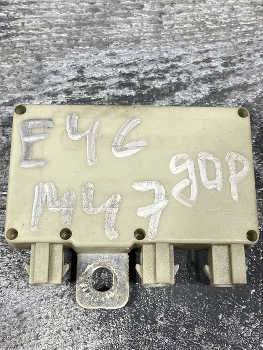 Усилітель Антени БМВ Е46 Е65 65248368205