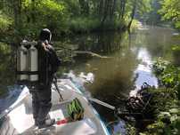 Nurek Mazury. Poszukiwanie pod wodą. Nurek Giżycko. Nurek Mikołajki
