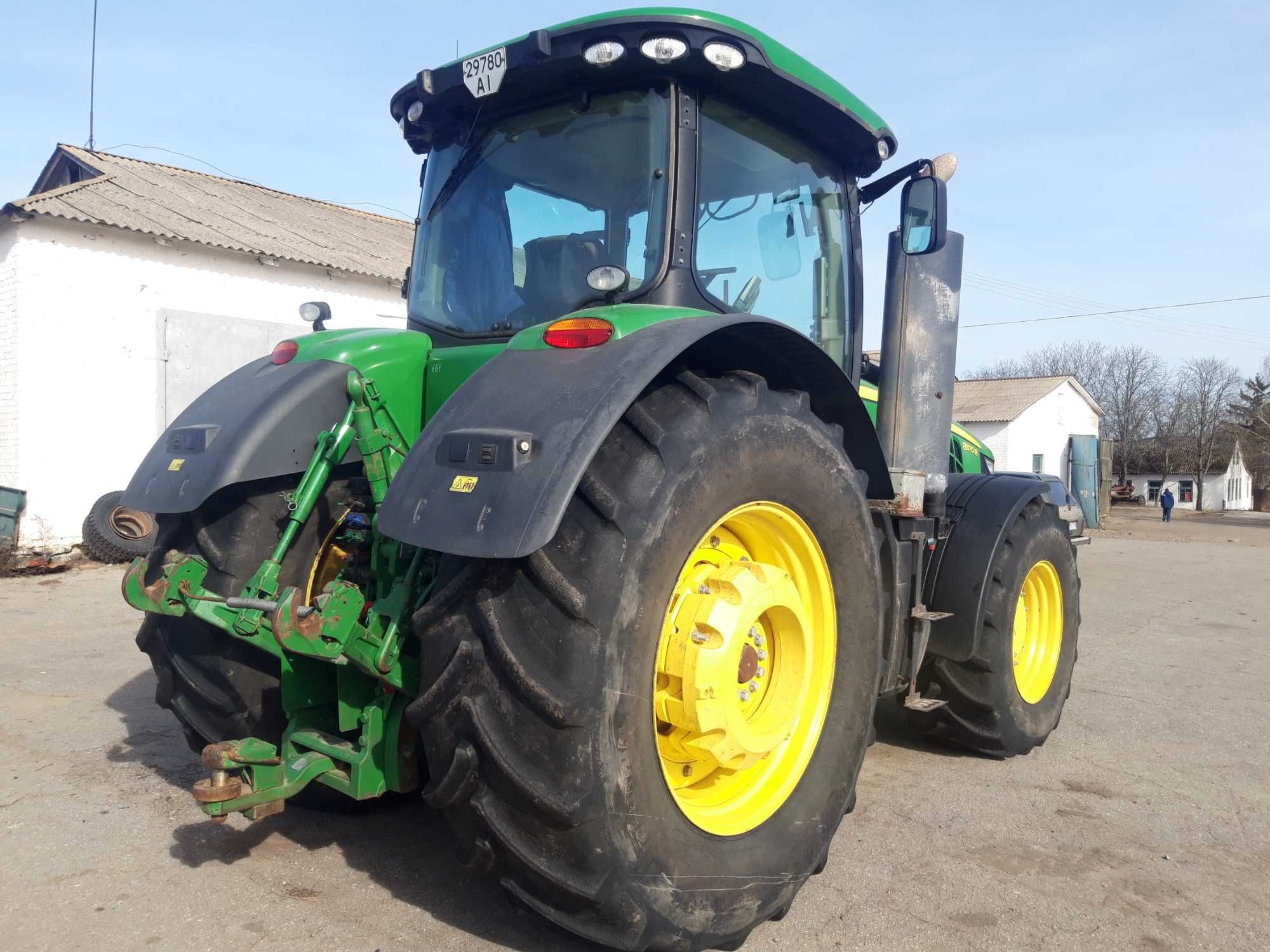 John Deere 8370R