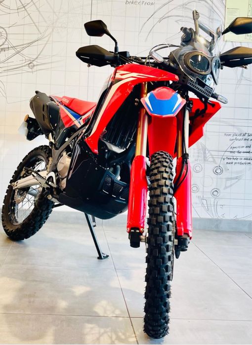 Moto como nova crf300 rally
