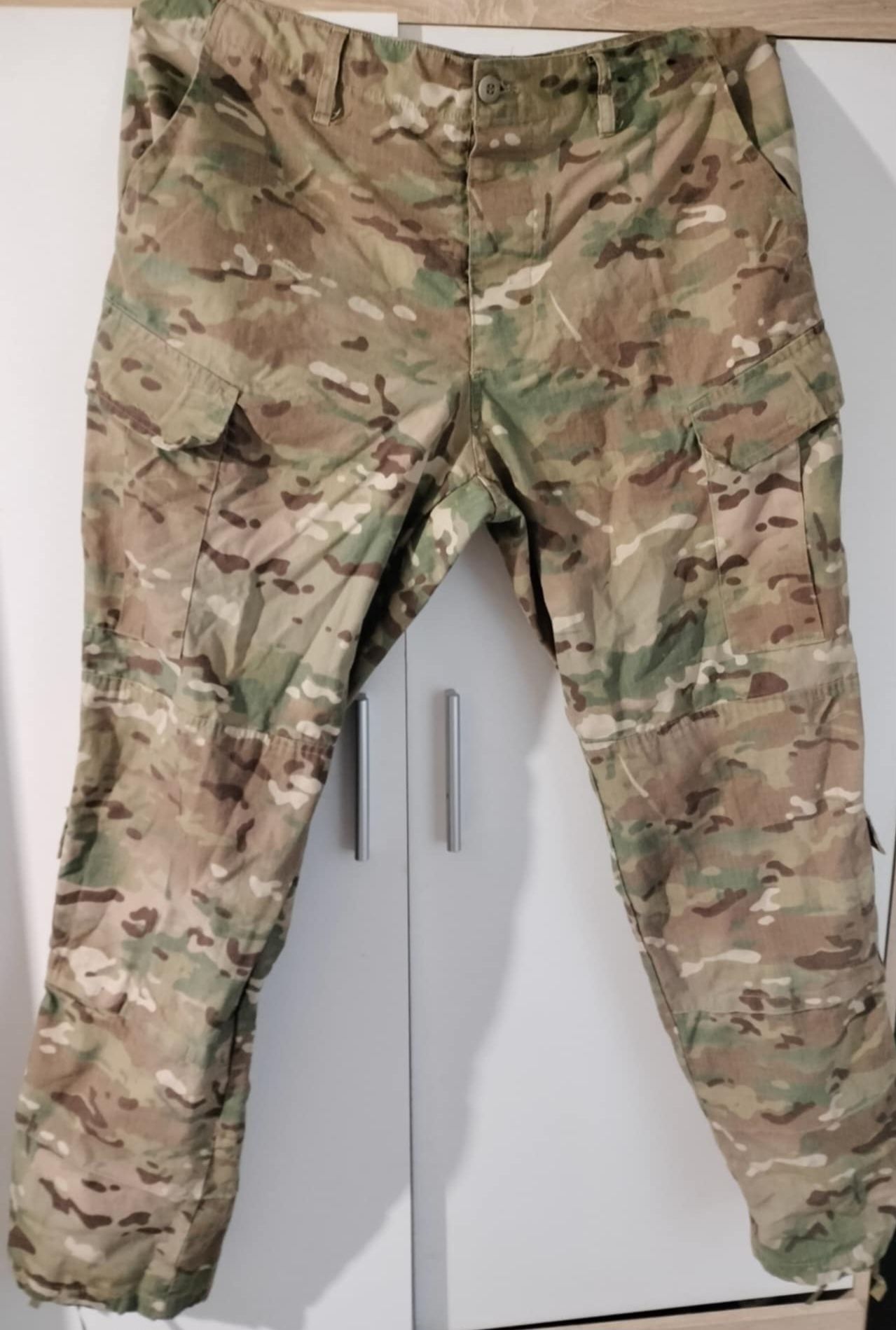 Mundur Multicam dla miłośników militariów