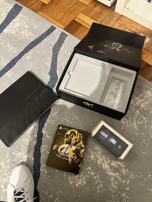 Gran turismo sport, edicao colecionador