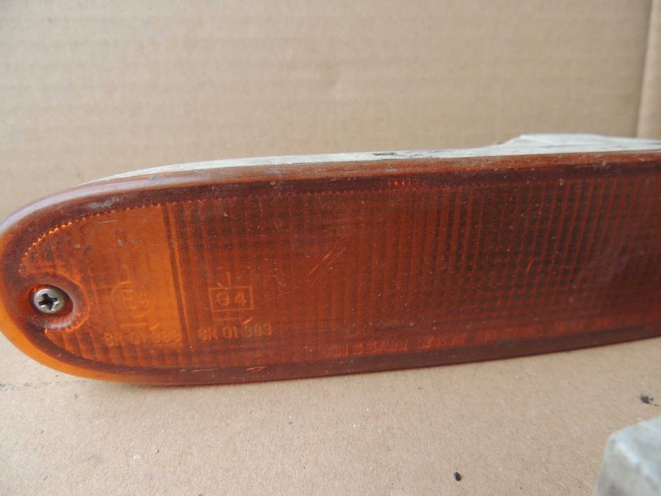 Kierunkowskaz prawy lewy Nissan 100NX