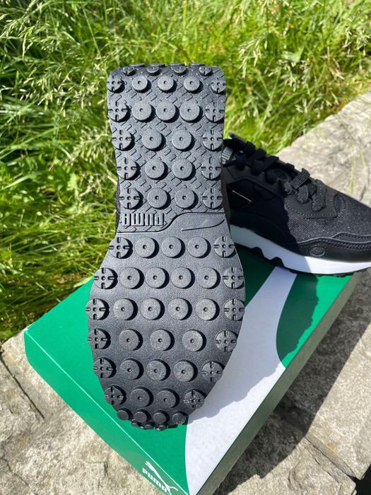 Нові оригінальні кросівки Puma