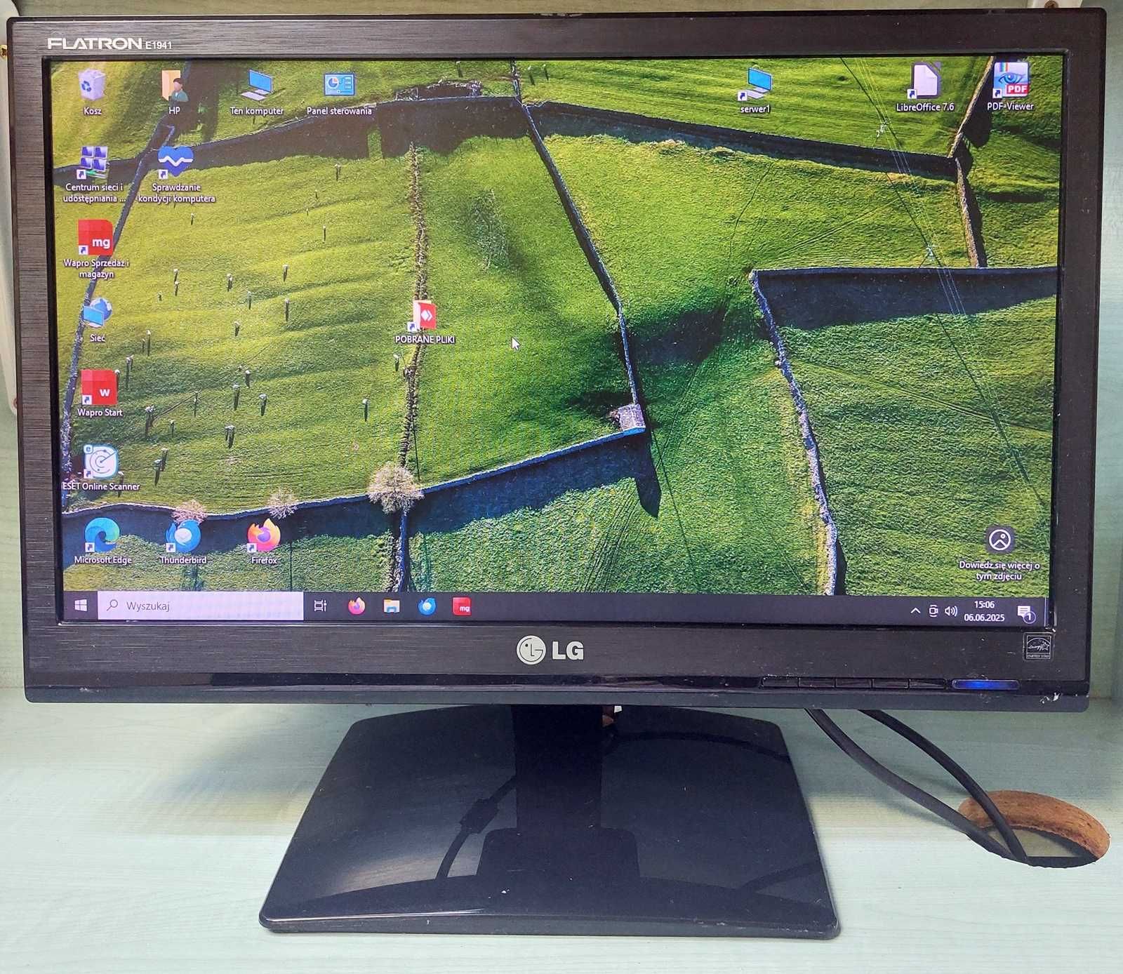 Monitor LG E1941S 19cali stan bardzo dobry