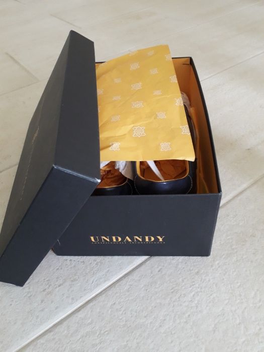 Undandy Sneakers