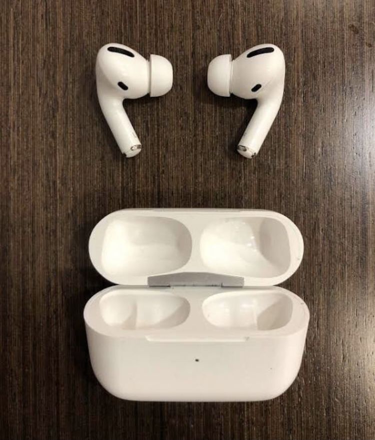 Air pods pro sprzedam 450 zlt
