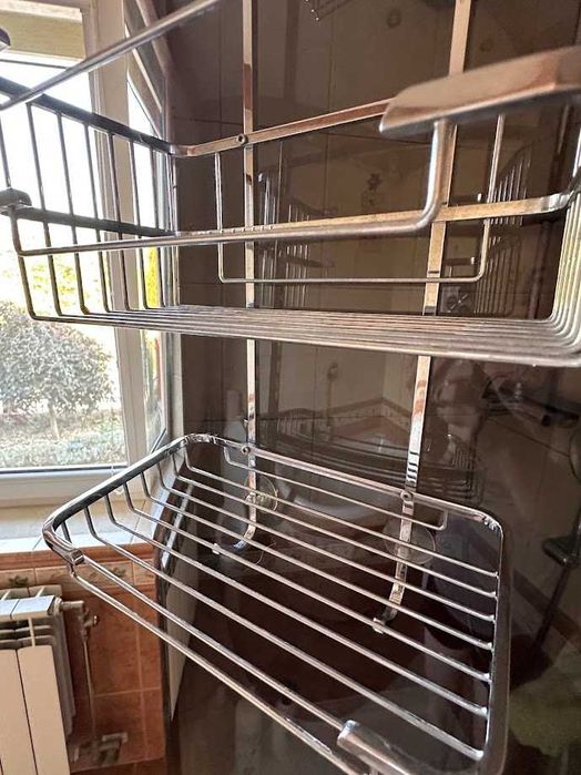 chromowana półka pod prysznic