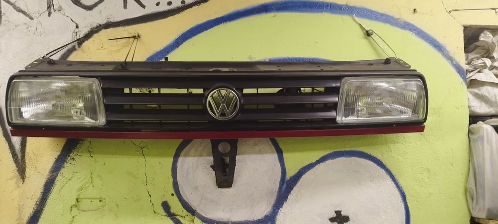 Jetta a2 front grill lampy