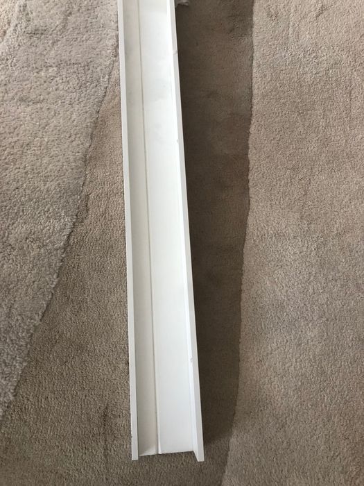 IKEA półka biała Mosslanda 115 cm